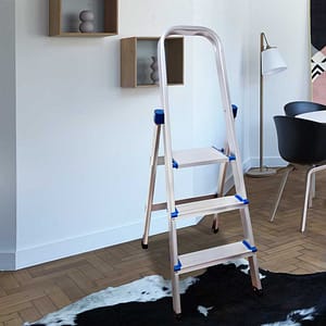 ESCALERA DE ALUMINIO 3 ESCALONES LH-1666