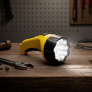 LINTERNA RECARGABLE 15 LED UYUSTOOLS LNR826