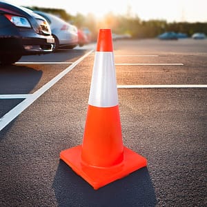 CONO DE PVC C/REFLECTIV ALTURA 70CM LH-3164