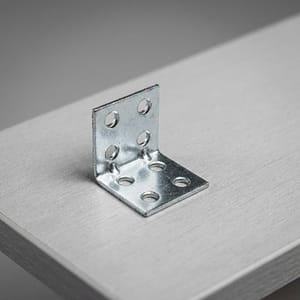 ESCUADRA METALICA PERFORADA 3CMX3CM LH-2049