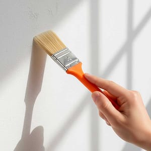 PINCEL 1 1/2″ MANGO PLASTICO NARANJA LH-2272