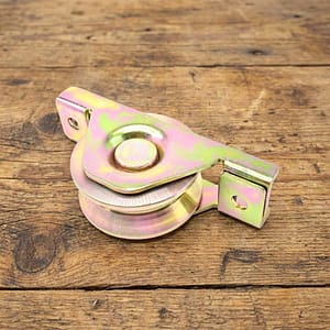 RUEDA PARA PORTON  70X26MM CON SOPORTE LH-2485