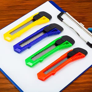 TRINCHETA GRANDE DE PLASTICO LH-965