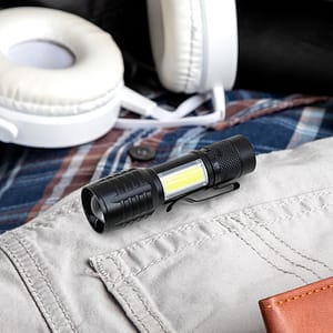 LINTERNA METALICA RECARGABLE BOX PLASTICO LH-3246