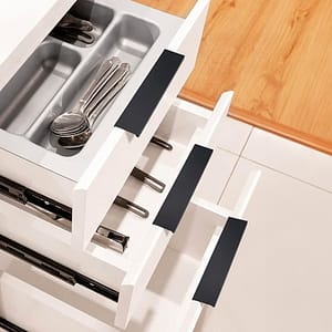 TIRADOR OCULTO 15CM NEGRO MATE P/MUEBLES LH-3878