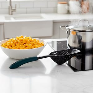 CUCHARON ESCRURRIDORA PLASTICO NEGRO LH-4725