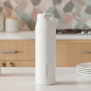 BOTELLA STANLEY AEROLIGHT 24 OZ FROST