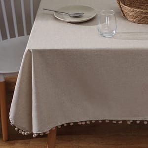 Mantel Con Pompones