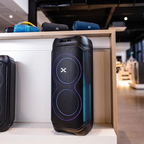 Parlante 18000W incluye micrófono - Imagen 2